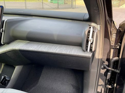 New 2026 Volvo EX30 Plus image 28