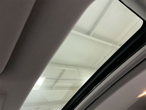 Used 2022 Honda CR-V EX-L image 18