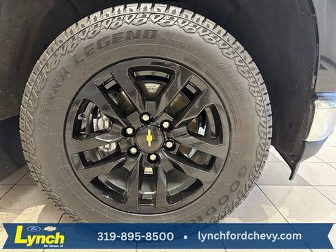 Used 2021 Chevrolet Silverado 1500 LT AWD/4WD image 26