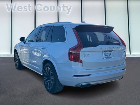 Used 2021 Volvo XC90 T6 Momentum image 7