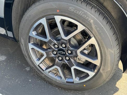 Used 2025 Chevrolet Blazer RS image 5