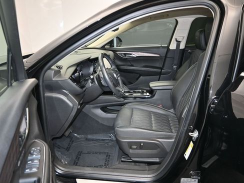 Used 2022 Buick Envision Avenir w/ Technology Package II FWD image 13