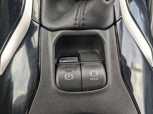Used 2021 Toyota Corolla XSE FWD image 25