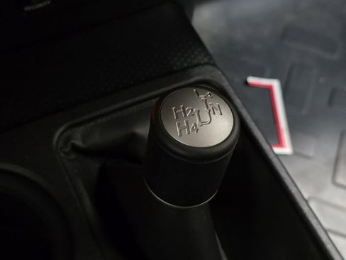 Used 2010 Toyota FJ Cruiser 4WD image 4