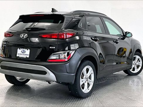 Used 2023 Hyundai Kona SEL AWD/4WD image 2