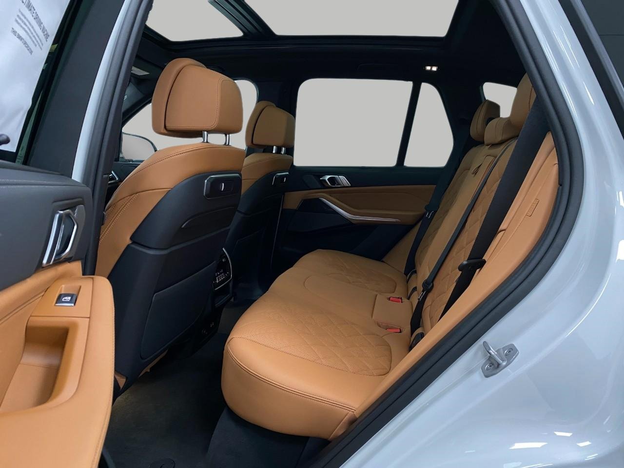 New 2026 BMW X5 M60i AWD/4WD image 31