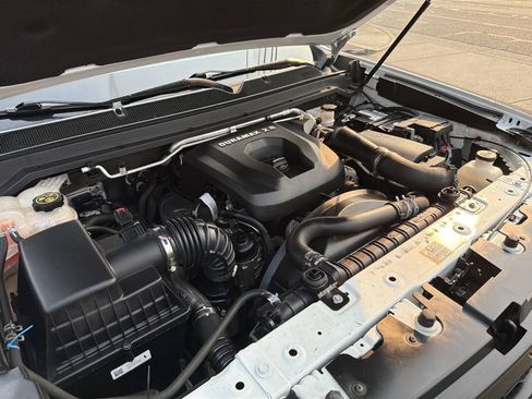 Used 2019 Chevrolet Colorado Z71 AWD/4WD image 21