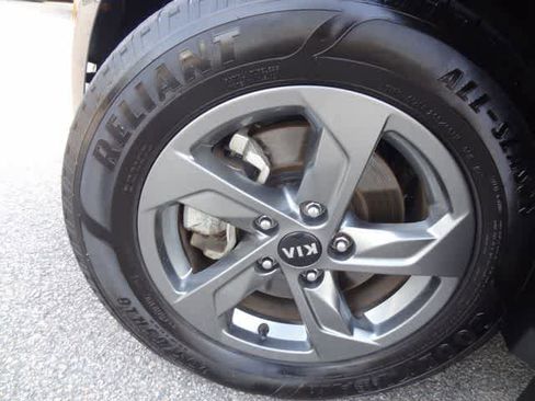 Used 2021 Kia K5 LXS image 29