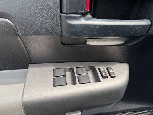 Used 2010 Toyota Tundra 4x4 Double Cab image 17