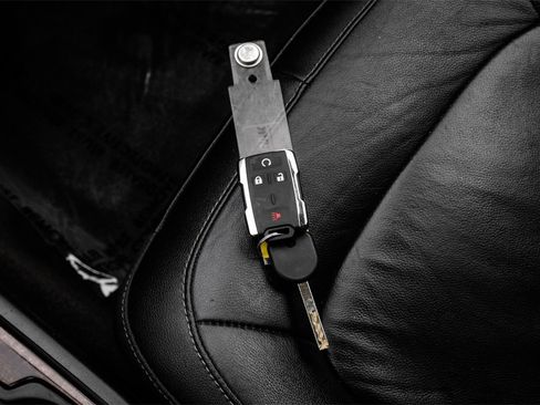 Used 2016 GMC Canyon SLT image 58