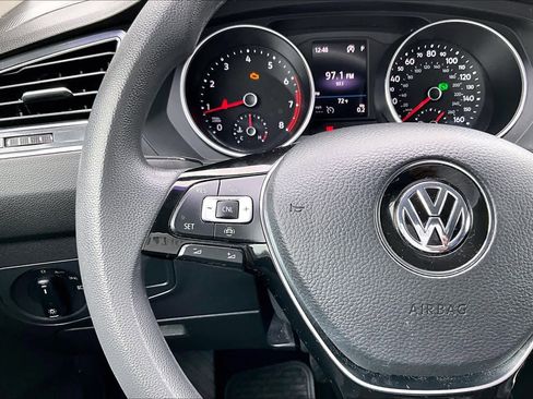 Used 2019 Volkswagen Tiguan S FWD image 23