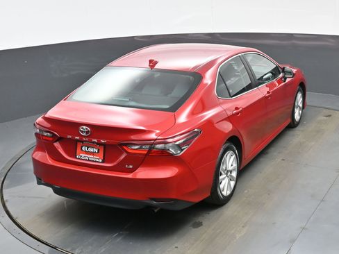 Used 2024 Toyota Camry LE image 39