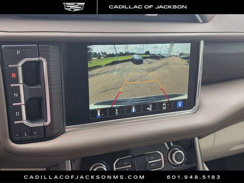 Used 2022 GMC Yukon XL Denali w/ Denali Ultimate Package AWD/4WD image 13