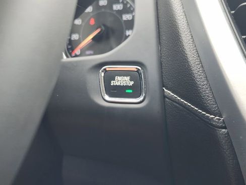 Used 2023 GMC Acadia SLT image 21