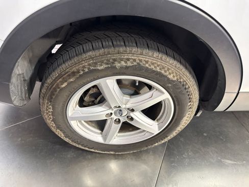 Used 2018 Ford Explorer FWD image 14