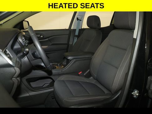 Used 2023 GMC Acadia SLE w/ Driver Convenience Package image 3