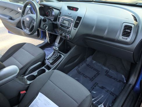 Used 2018 Kia Forte LX image 21