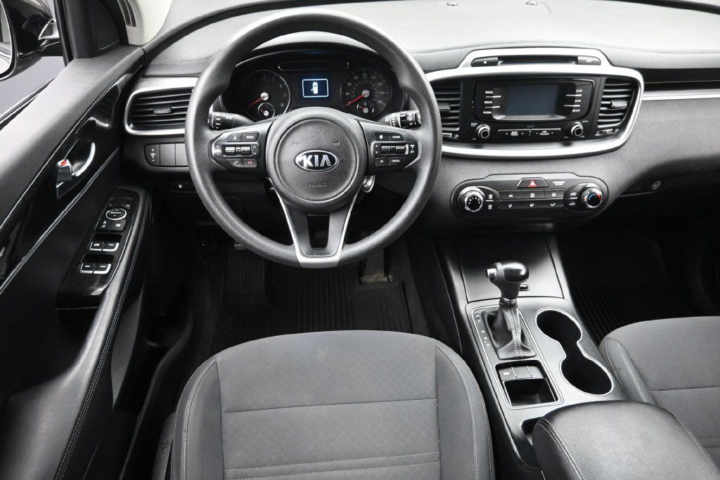 Used 2016 Kia Sorento FWD image 14