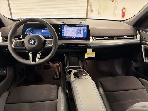 New 2026 BMW X2 xDrive28i w/ Technology Package AWD/4WD image 15