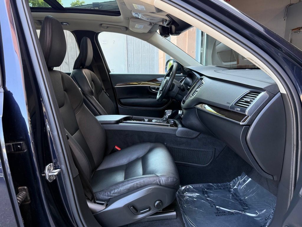 Used 2019 Volvo XC90 T6 Momentum w/ Advanced Package AWD/4WD image 21