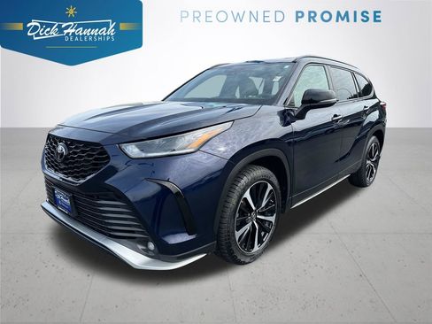 Used 2022 Toyota Highlander XSE image 1