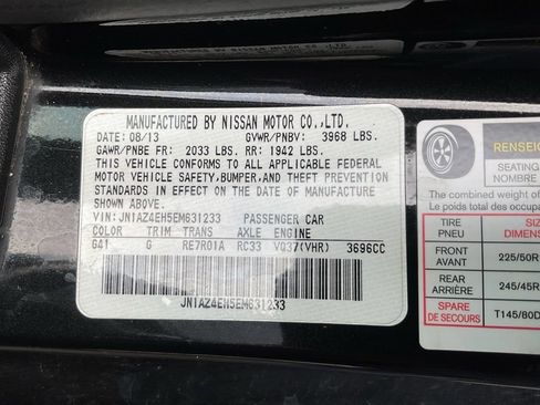 Used 2014 Nissan 370Z Coupe RWD image 35