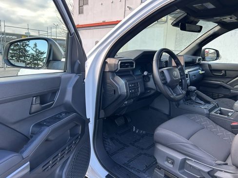 New 2026 Toyota Tacoma SR5 image 9