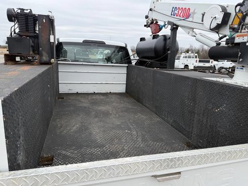 Used 2018 Ford F350 XL w/ Power Equipment Group image 12