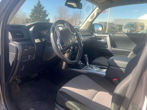 Used 2022 Toyota 4Runner SR5 image 8