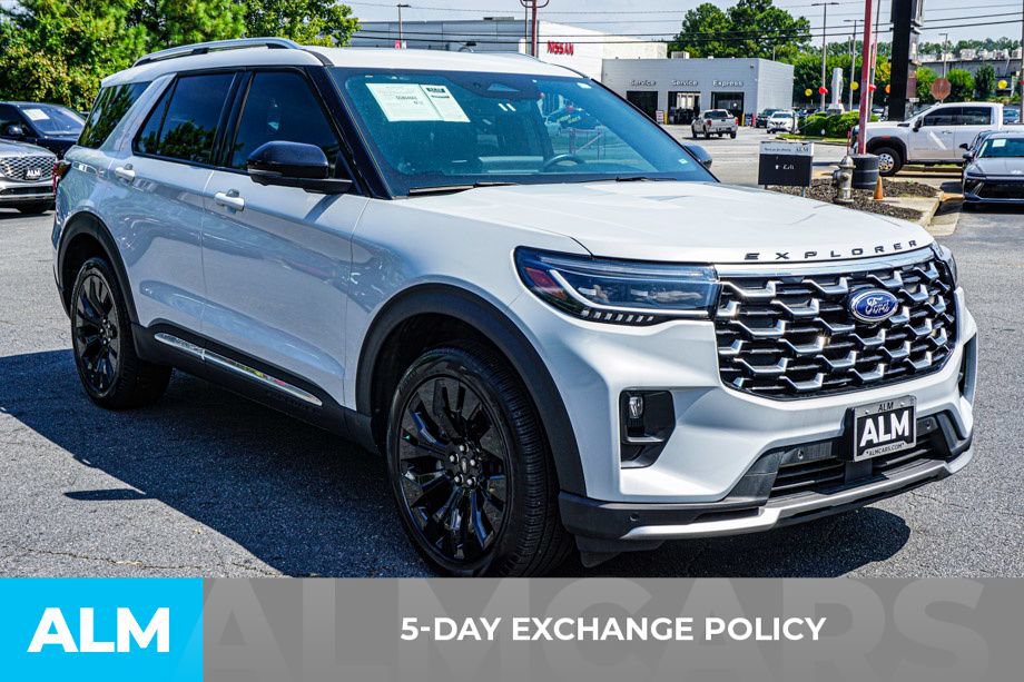 Used 2025 Ford Explorer Platinum w/ LUX Leather Package AWD/4WD image 3