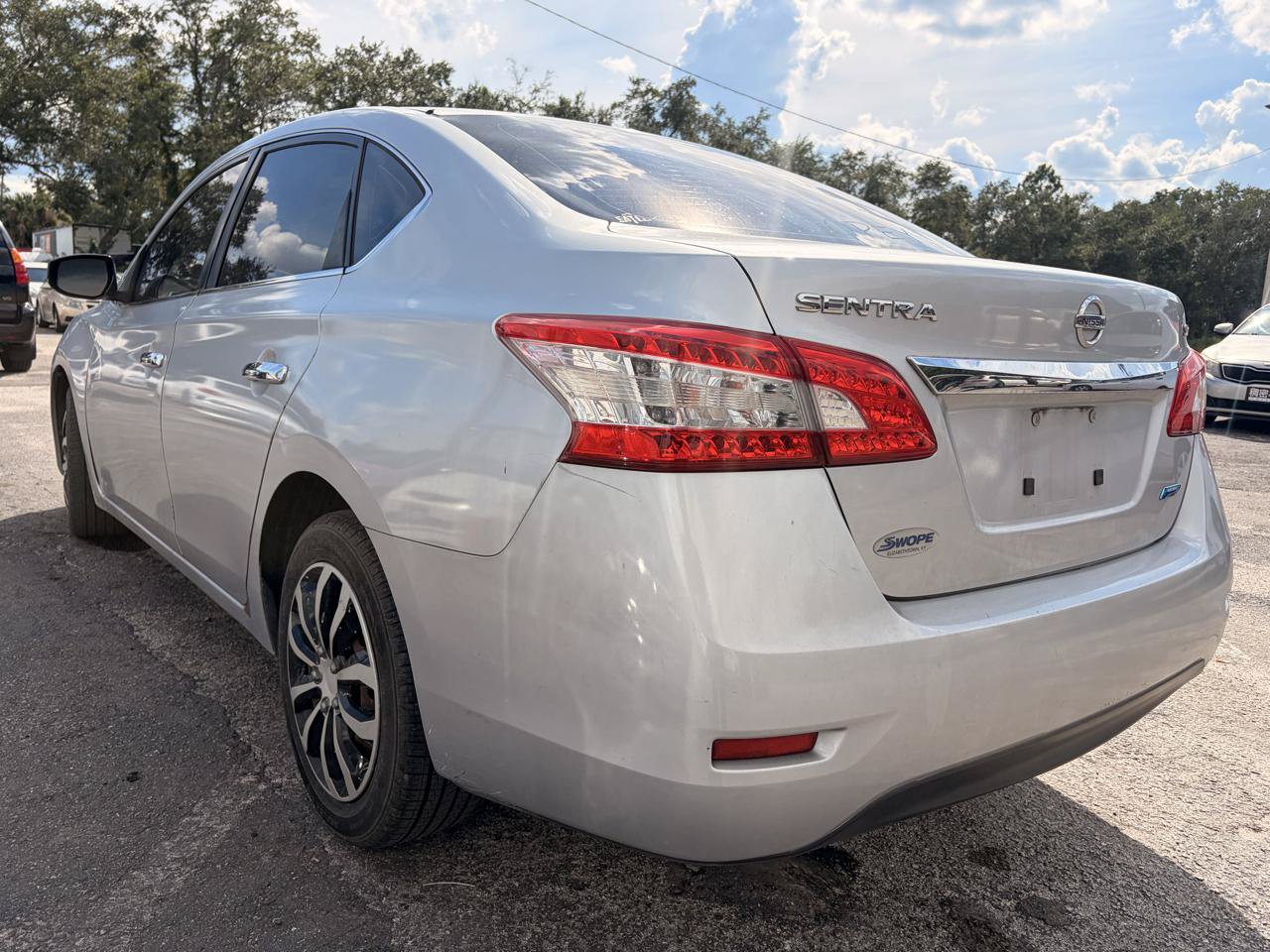 Used 2013 Nissan Sentra SV FWD image 4