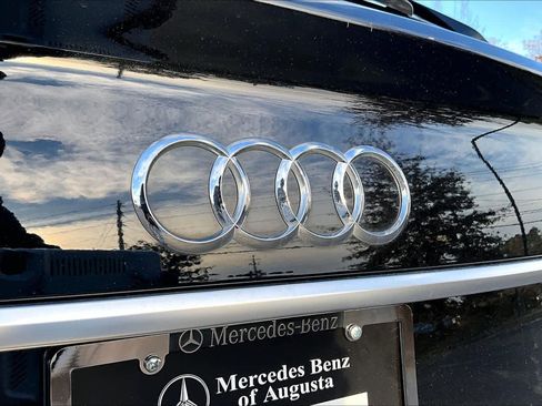 Used 2022 Audi SQ5 Premium image 9