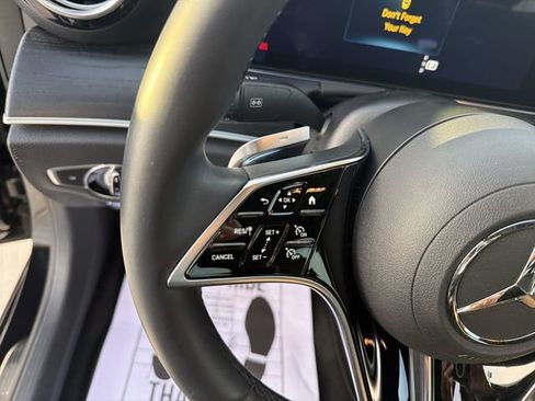 Used 2022 Mercedes-Benz E 350 Sedan image 17