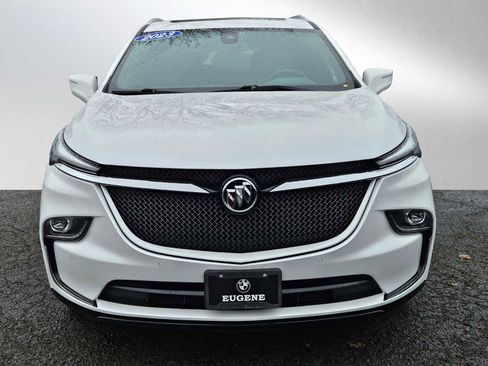 Used 2023 Buick Enclave Essence w/ Experience Buick Package image 8