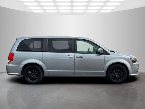 Certified 2020 Dodge Grand Caravan GT FWD image 8