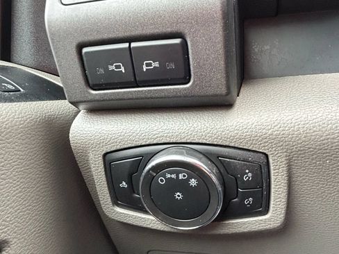 Used 2022 Ford F350 XL w/ Power Equipment Group AWD/4WD image 24