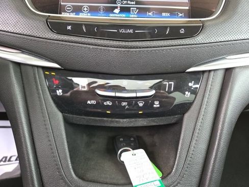 Used 2017 Cadillac XT5 Premium Luxury image 61