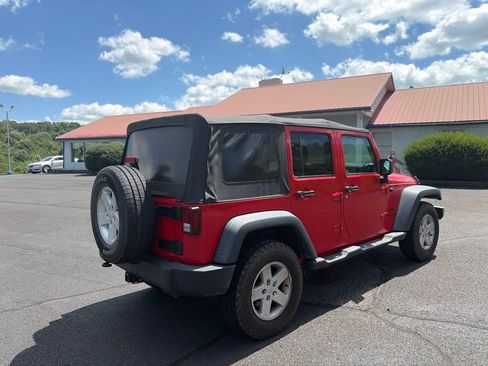 Used 2018 Jeep Wrangler Unlimited Sport S AWD/4WD image 10