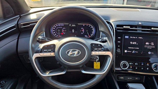 Used 2023 Hyundai Santa Cruz SE AWD/4WD image 14
