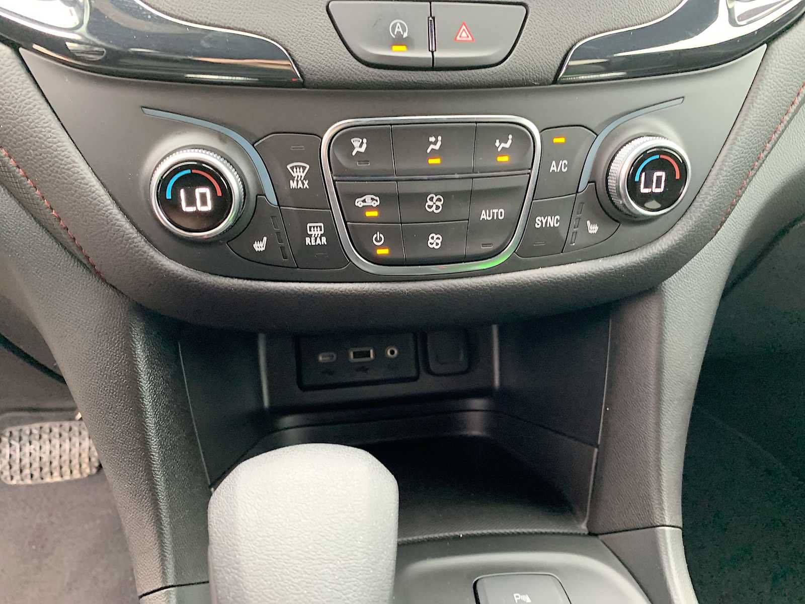 Certified 2024 Chevrolet Equinox RS AWD/4WD image 17