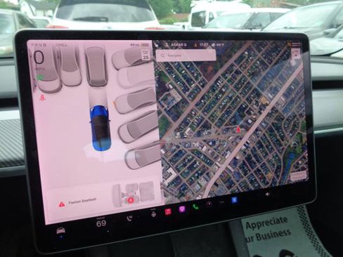 Used 2021 Tesla Model 3 Long Range AWD/4WD image 40