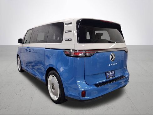New 2025 Volkswagen ID. Buzz 1st Edition image 11