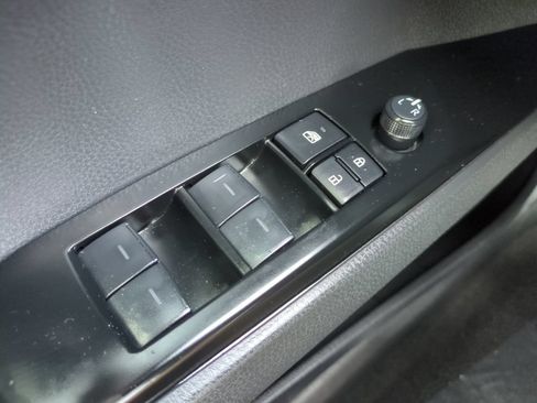 Used 2026 Toyota Camry LE FWD image 21