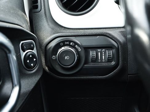 Used 2021 Jeep Wrangler Unlimited Sport AWD/4WD image 15