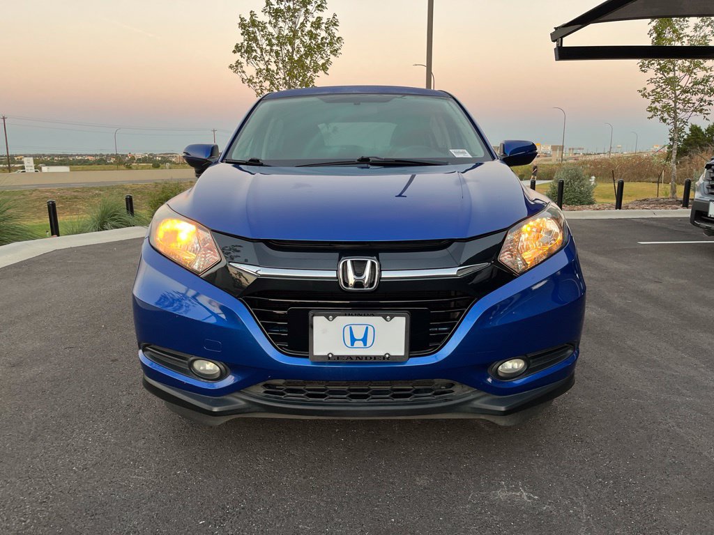Used 2018 Honda HR-V EX image 2