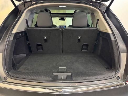 Used 2023 Acura MDX SH-AWD w/ Technology Package image 36