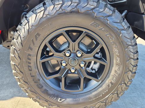Certified 2025 Jeep Wrangler Unlimited Sport S 4xe AWD/4WD image 16