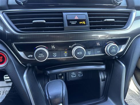 Used 2022 Honda Accord Sport image 10