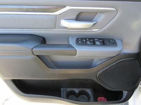 Used 2021 RAM 1500 Big Horn image 26