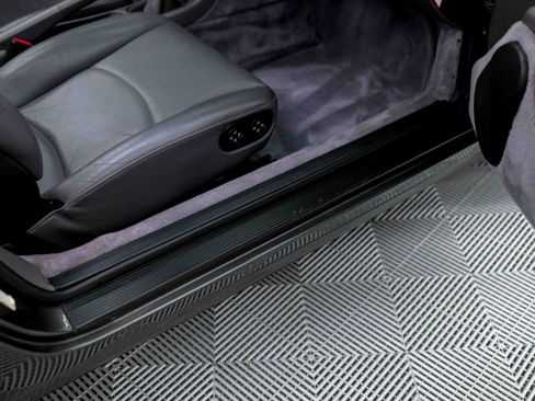 Used 1997 Porsche 911 Carrera image 42